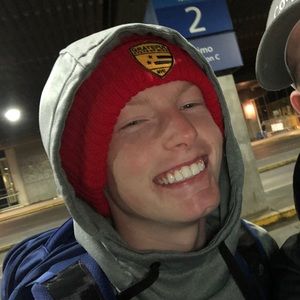 Meet your Posher, Javon